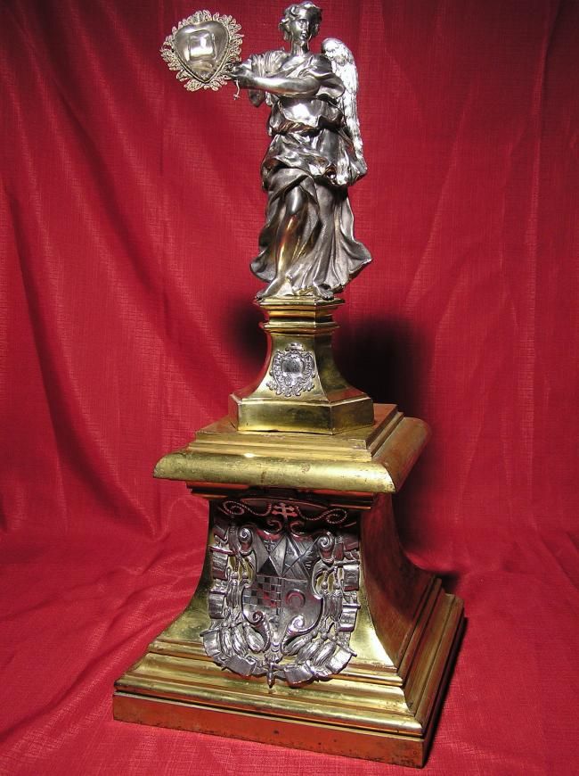 Ángel relicario de Santa Teresa de Jesús en carmelitas Descalzas, Alba de Tormes